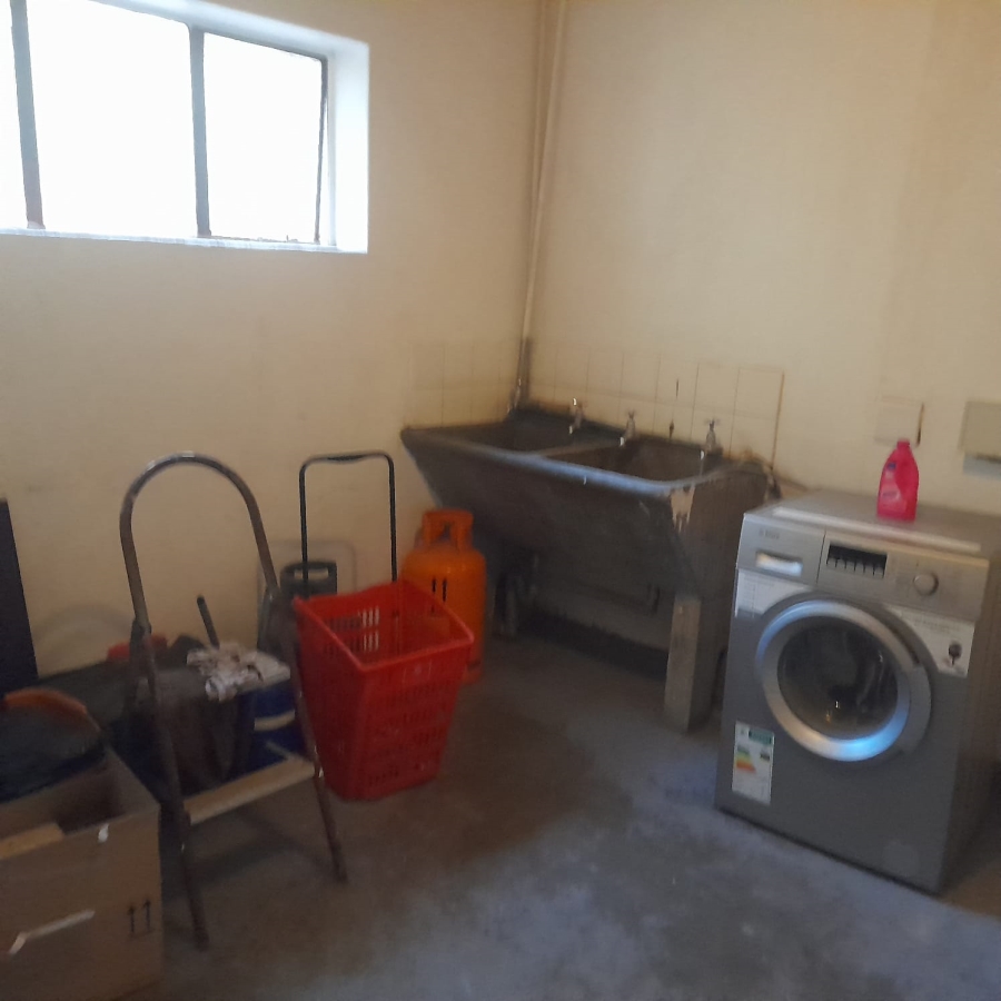 3 Bedroom Property for Sale in Savoy Estate Gauteng