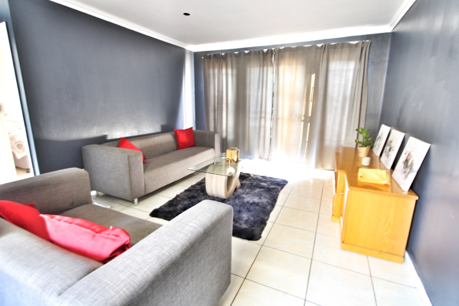 2 Bedroom Property for Sale in Noordwyk Gauteng