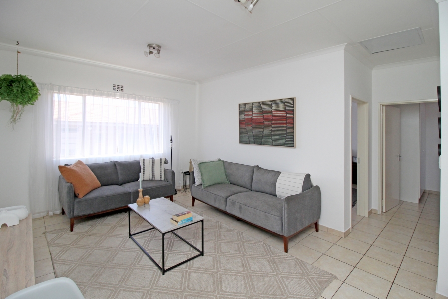 2 Bedroom Property for Sale in Edenvale Central Gauteng