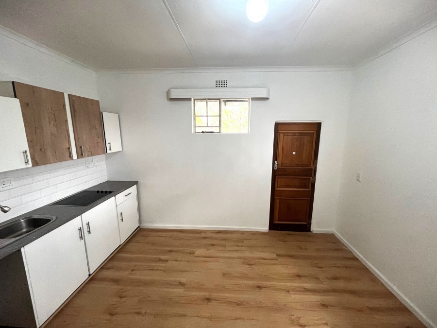 To Let 1 Bedroom Property for Rent in Bryanston Gauteng