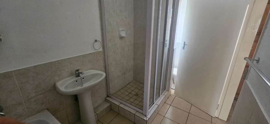 2 Bedroom Property for Sale in Comet Gauteng