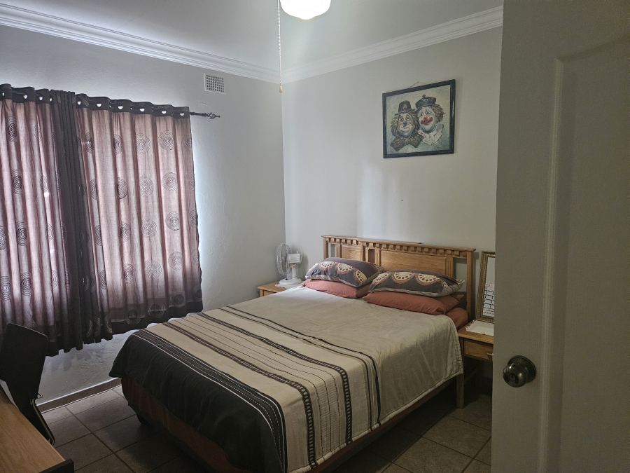 5 Bedroom Property for Sale in Annlin Gauteng