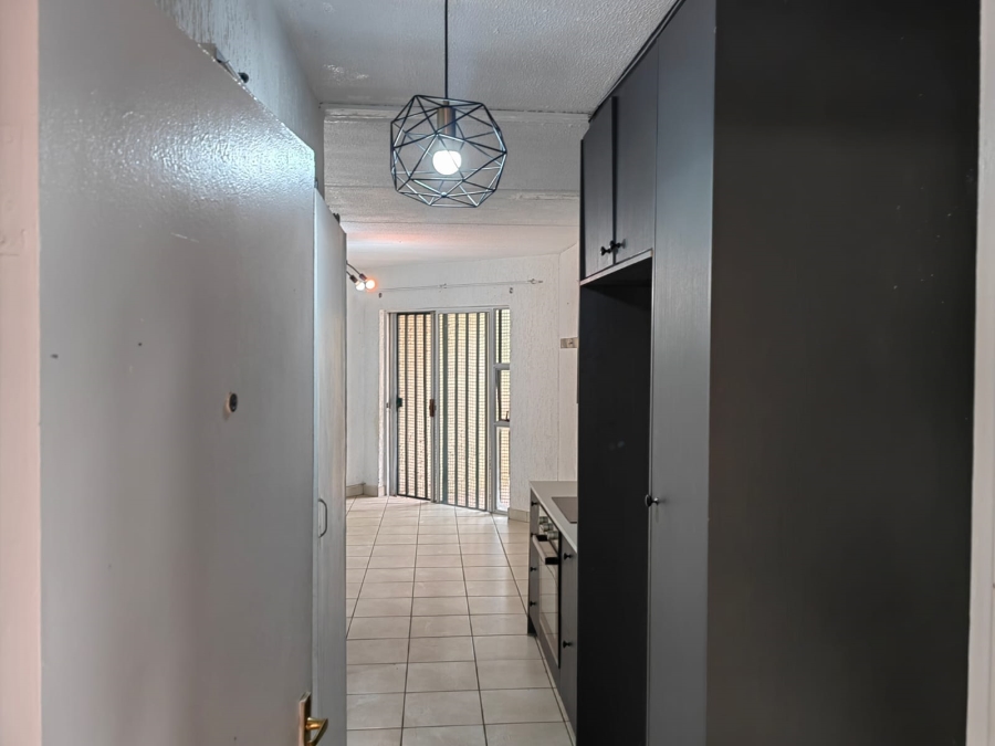 To Let 2 Bedroom Property for Rent in Bryanston Gauteng