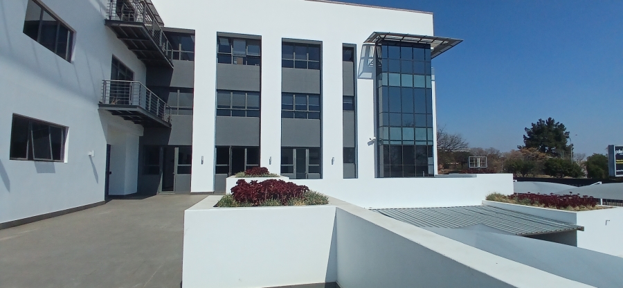 To Let commercial Property for Rent in Rivonia Gauteng