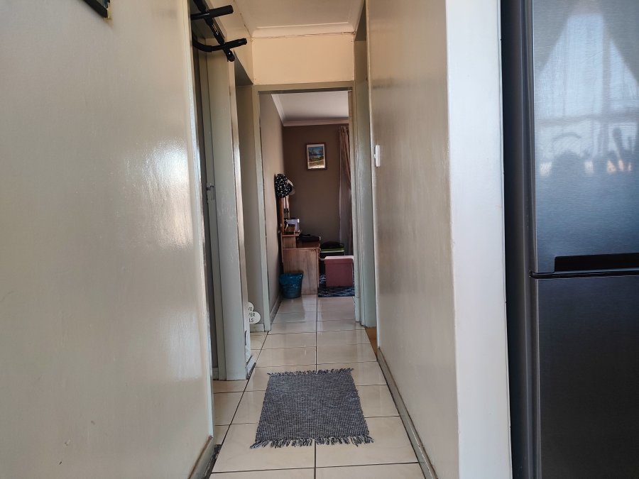 2 Bedroom Property for Sale in Silverton Gauteng