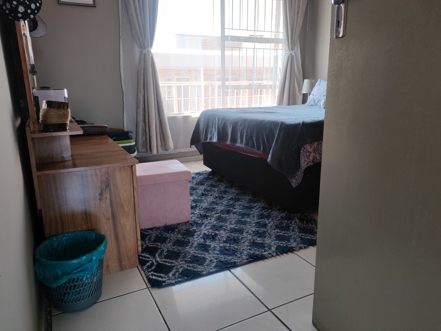 2 Bedroom Property for Sale in Silverton Gauteng