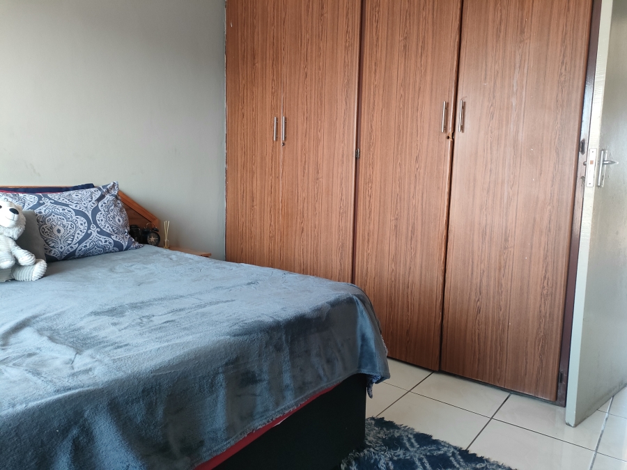 2 Bedroom Property for Sale in Silverton Gauteng