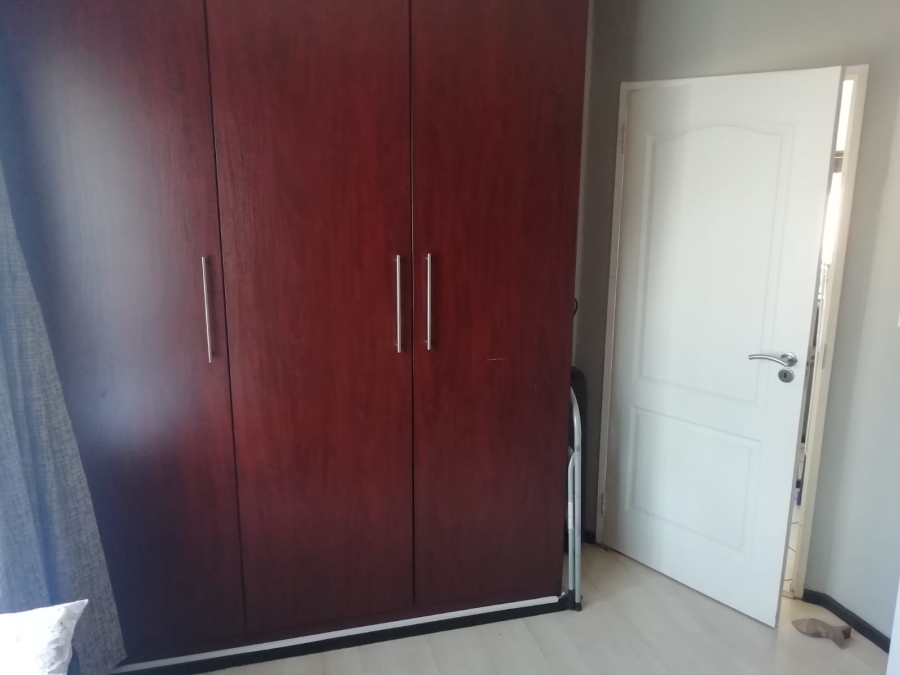 2 Bedroom Property for Sale in Glenvista Gauteng