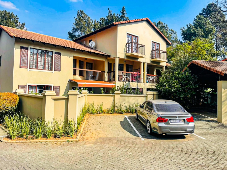 2 Bedroom Property for Sale in Morningside Manor Gauteng