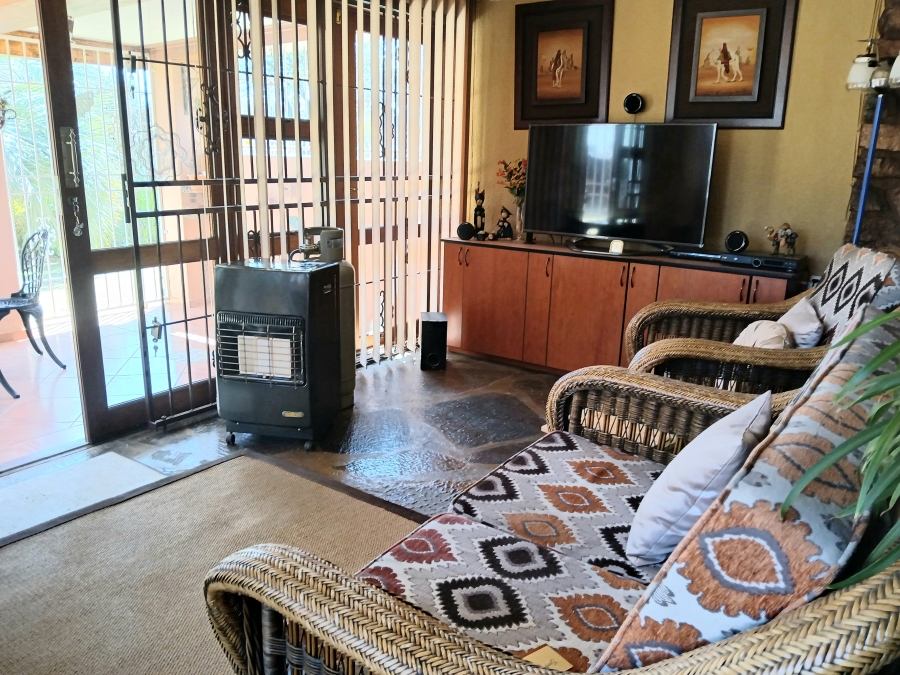 3 Bedroom Property for Sale in Edenvale Central Gauteng