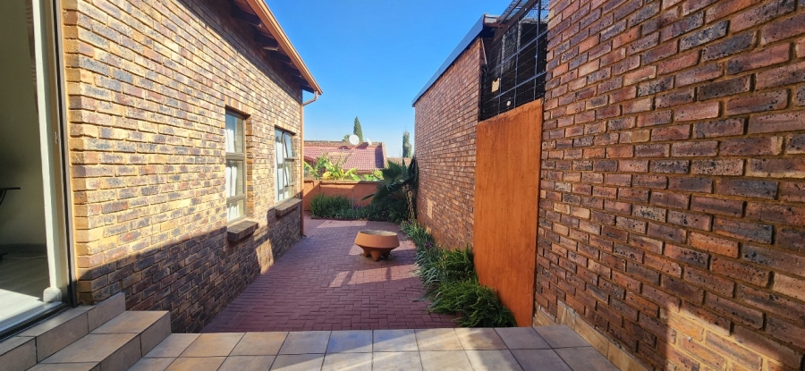 3 Bedroom Property for Sale in Union Gauteng