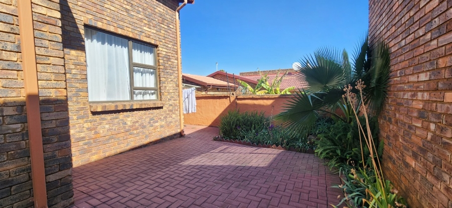 3 Bedroom Property for Sale in Union Gauteng