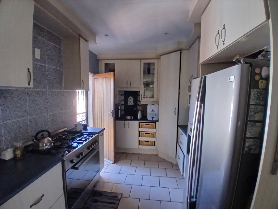 5 Bedroom Property for Sale in Dalpark Ext 1 Gauteng