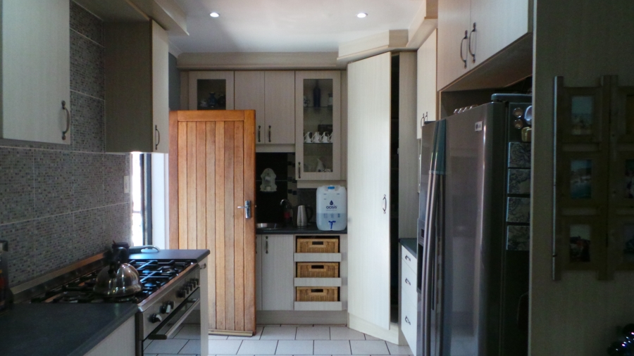 5 Bedroom Property for Sale in Dalpark Ext 1 Gauteng