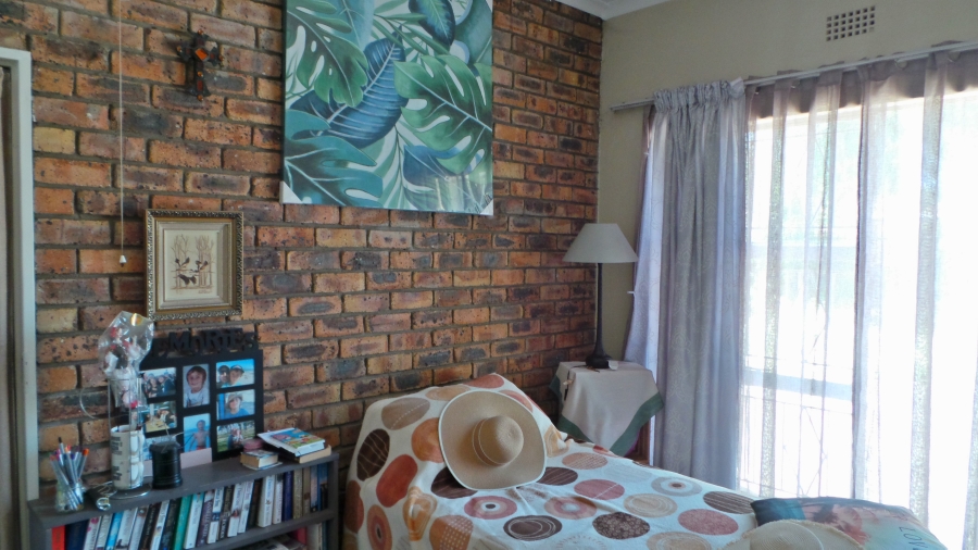 5 Bedroom Property for Sale in Dalpark Ext 1 Gauteng