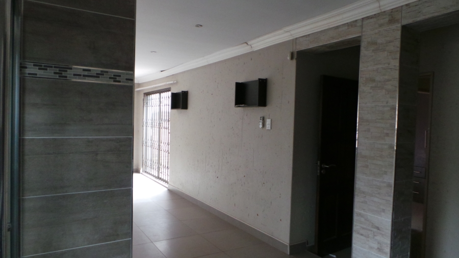 3 Bedroom Property for Sale in Sunair Park Gauteng