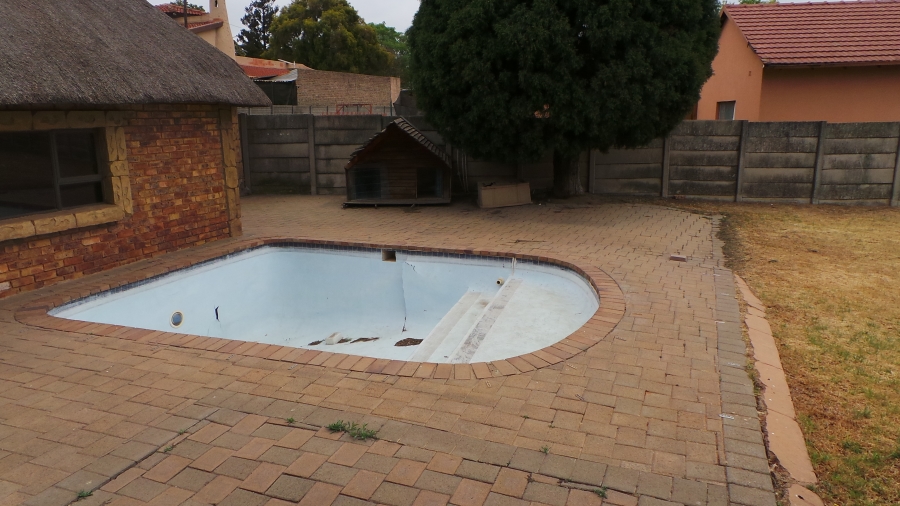 3 Bedroom Property for Sale in Sunair Park Gauteng