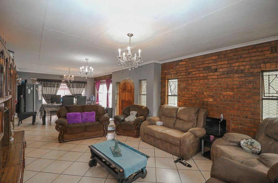 3 Bedroom Property for Sale in Brakpan Central Gauteng