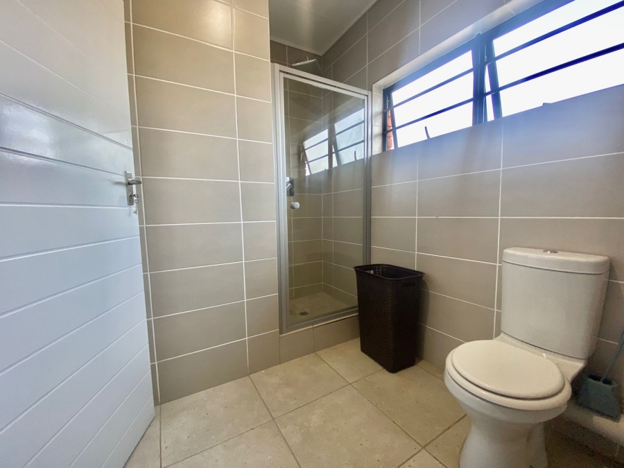 To Let 3 Bedroom Property for Rent in Amberfield Gauteng