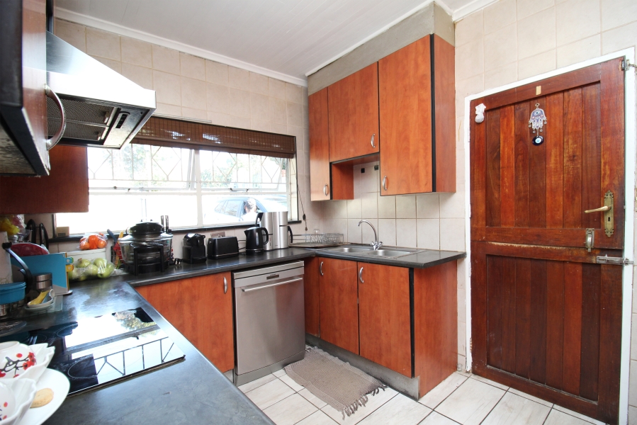 4 Bedroom Property for Sale in Kew Gauteng