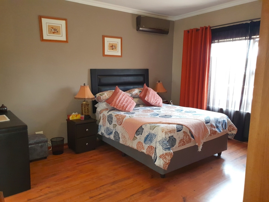 3 Bedroom Property for Sale in The Wilds Gauteng