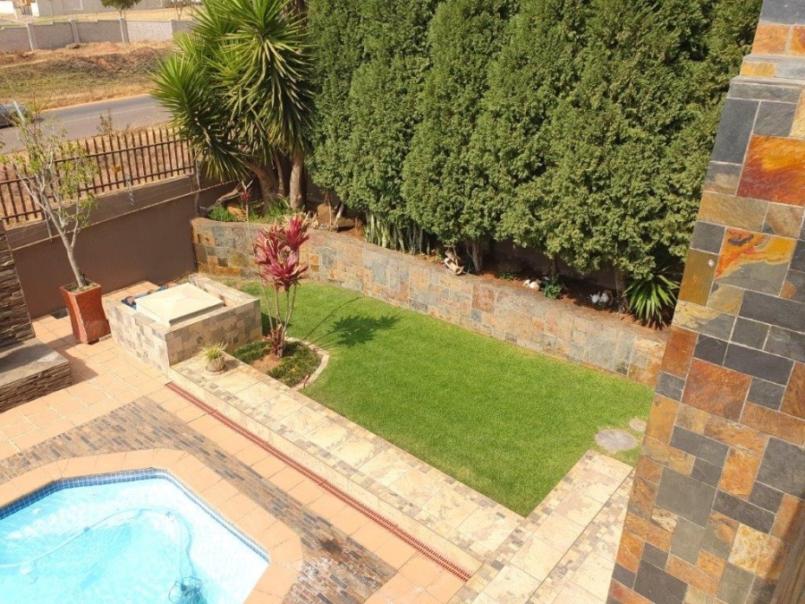 3 Bedroom Property for Sale in The Wilds Gauteng