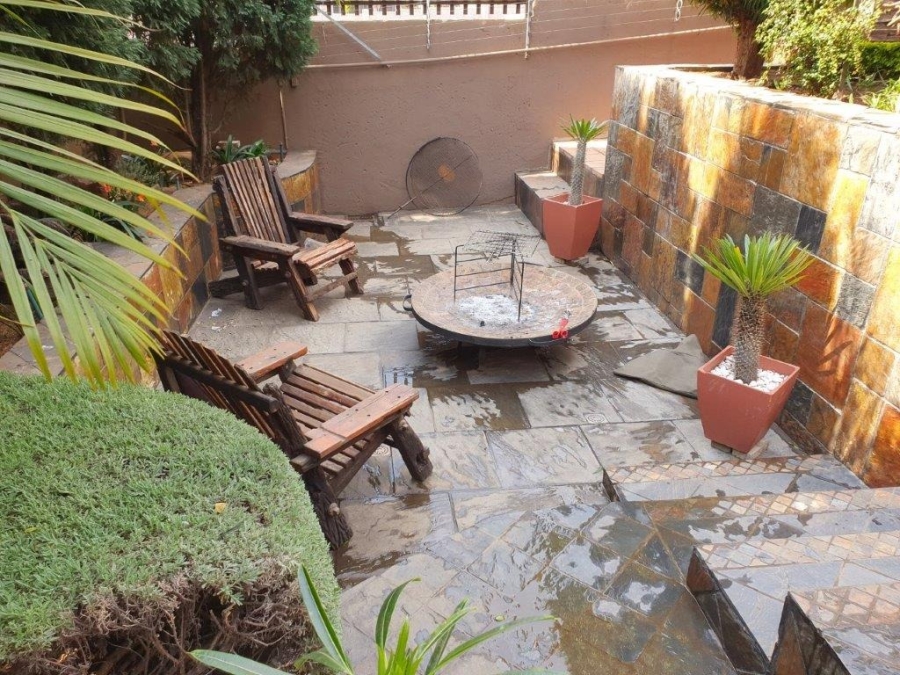 3 Bedroom Property for Sale in The Wilds Gauteng