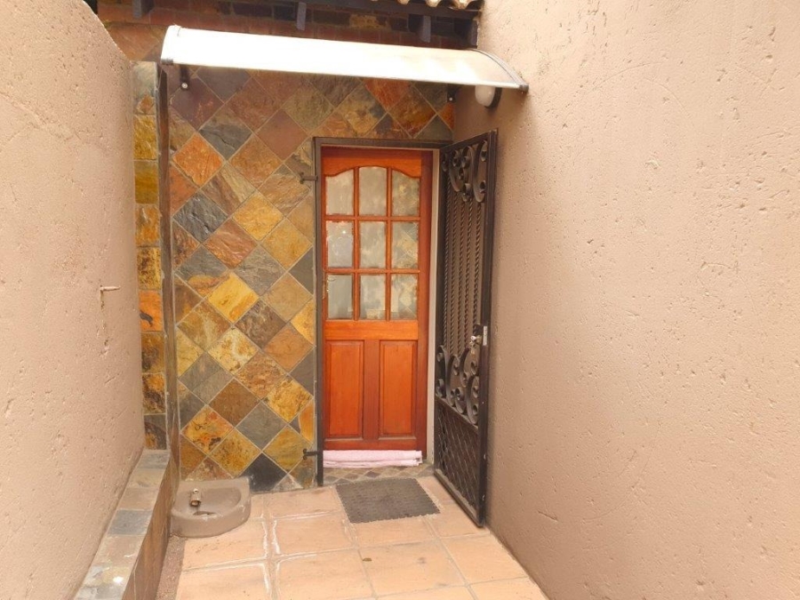 3 Bedroom Property for Sale in The Wilds Gauteng