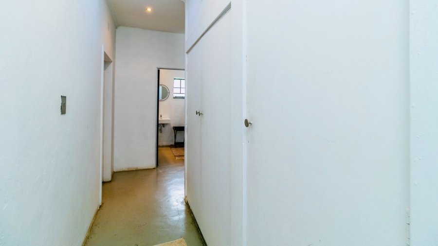 2 Bedroom Property for Sale in Linden Gauteng