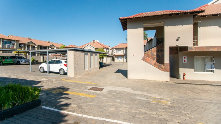 2 Bedroom Property for Sale in Ferndale Gauteng