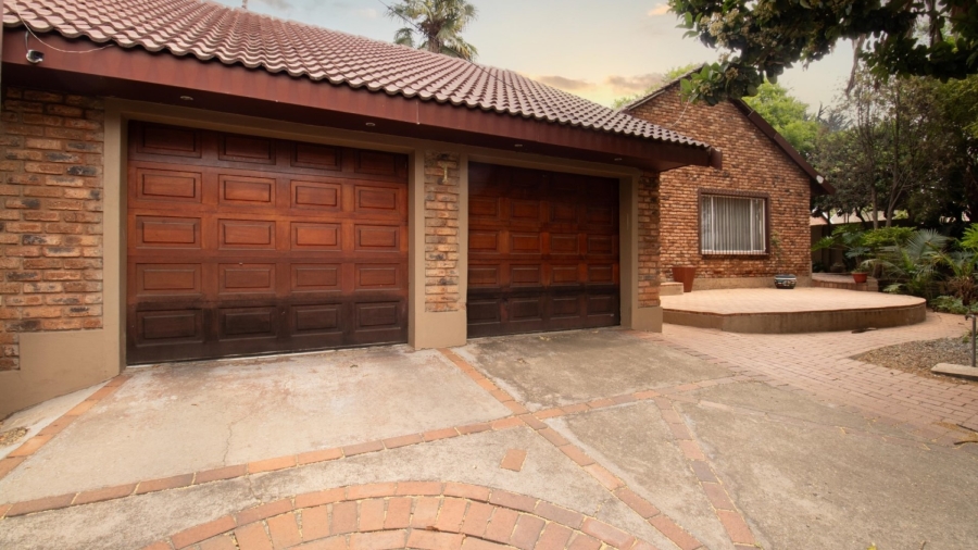 3 Bedroom Property for Sale in Boskruin Gauteng