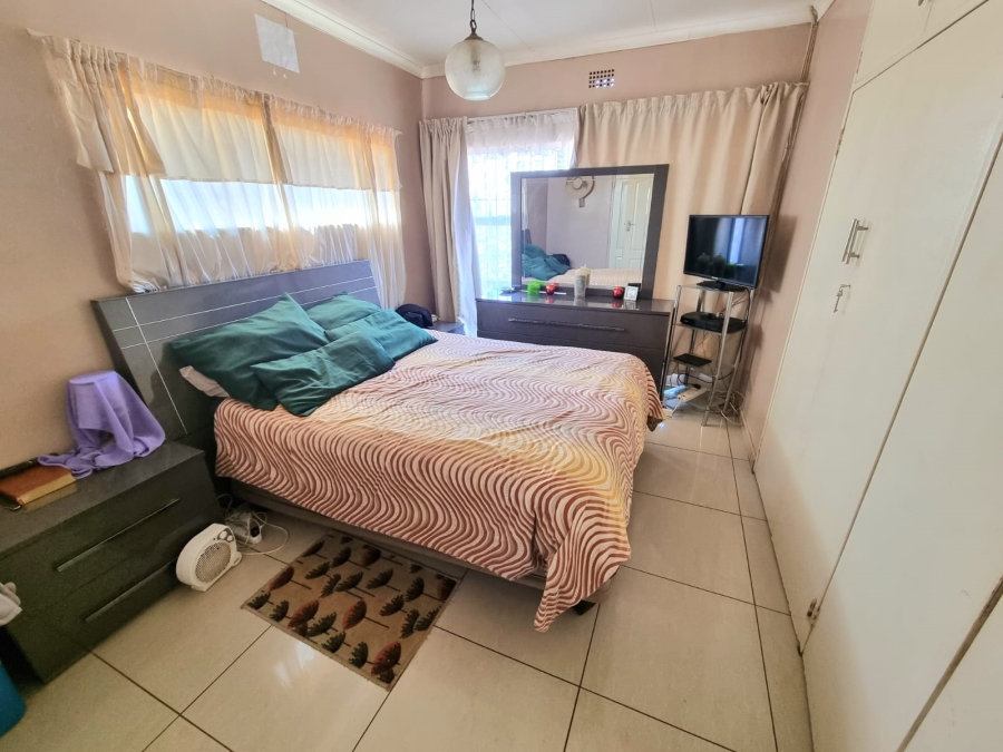 4 Bedroom Property for Sale in Naturena Gauteng