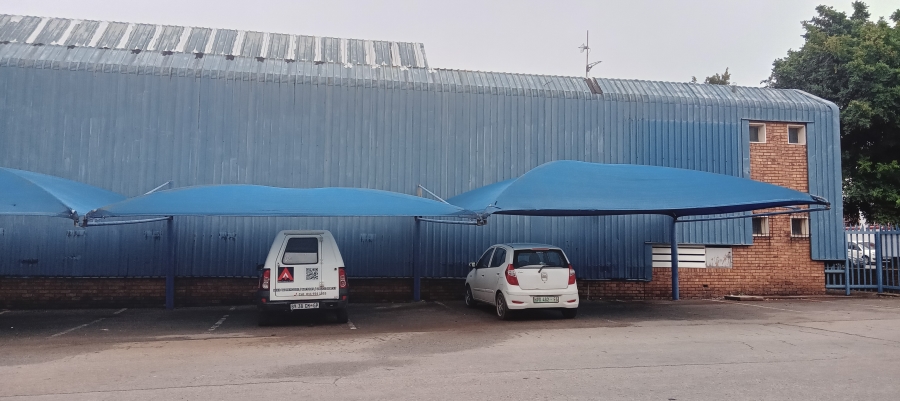 To Let commercial Property for Rent in Benrose Gauteng