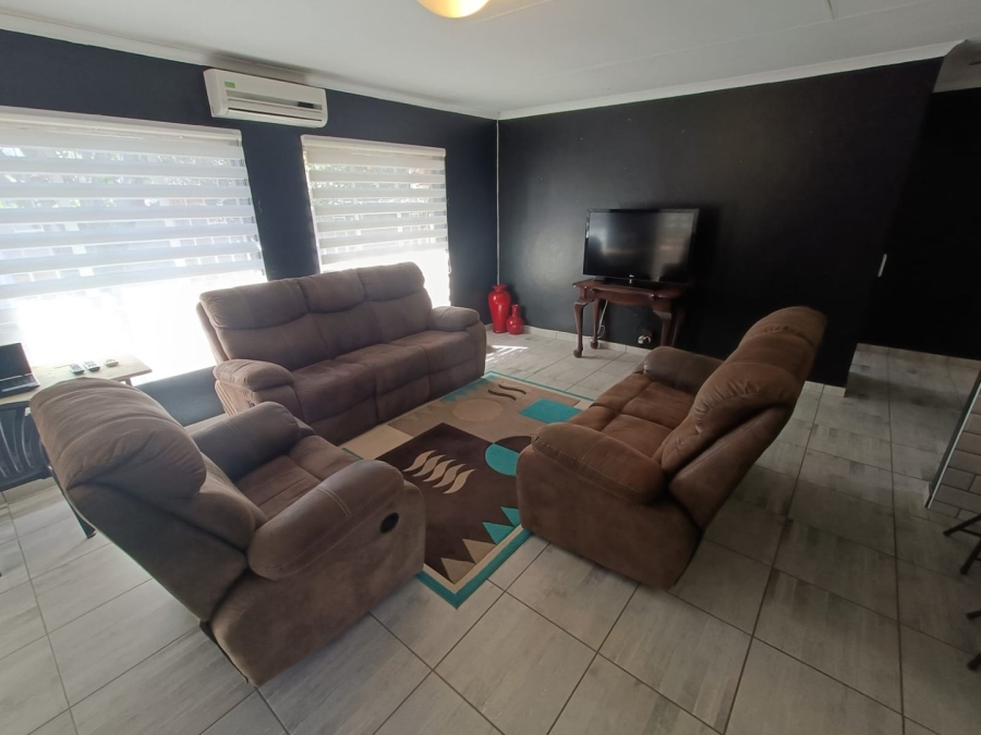 2 Bedroom Property for Sale in Doornpoort Gauteng