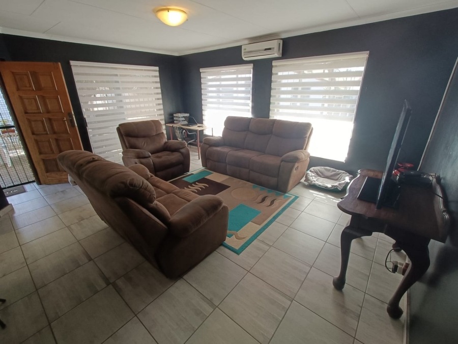 2 Bedroom Property for Sale in Doornpoort Gauteng