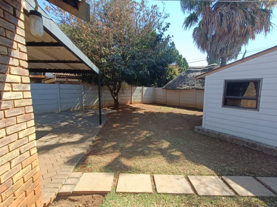 2 Bedroom Property for Sale in Doornpoort Gauteng