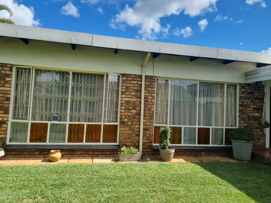 3 Bedroom Property for Sale in Sinoville Gauteng