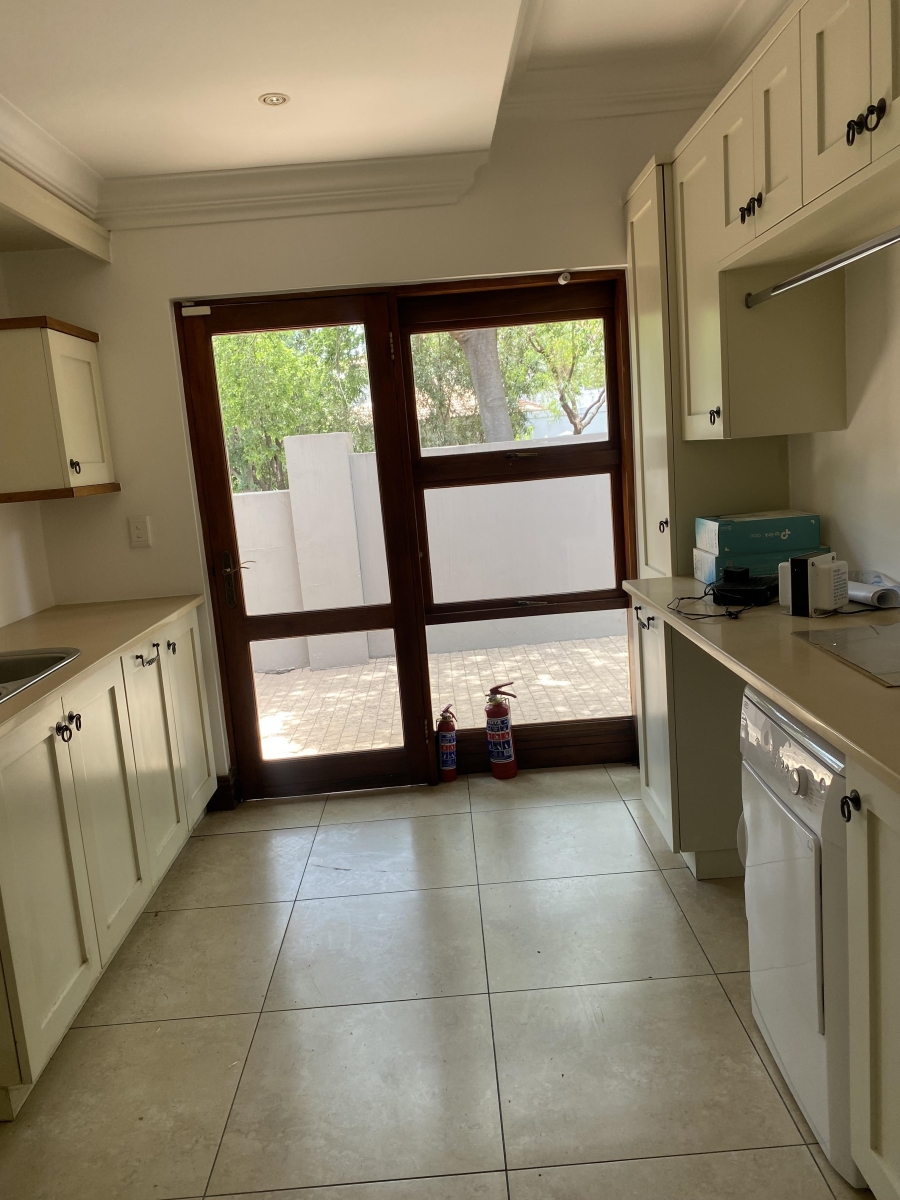 To Let 5 Bedroom Property for Rent in Dainfern Valley Gauteng