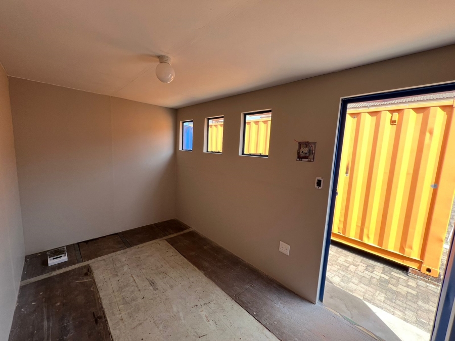 To Let 1 Bedroom Property for Rent in Dunnottar Gauteng