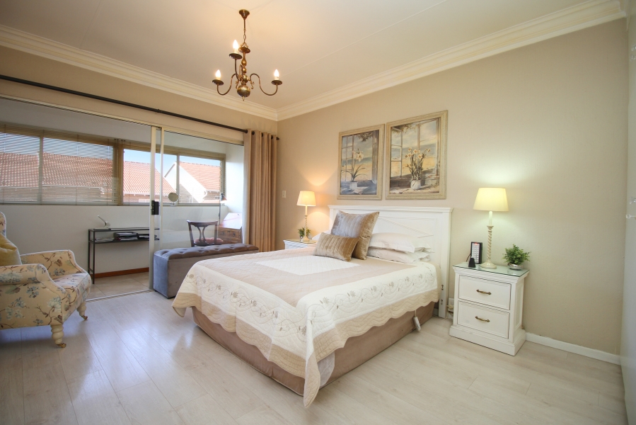 2 Bedroom Property for Sale in Hyde Park Gauteng