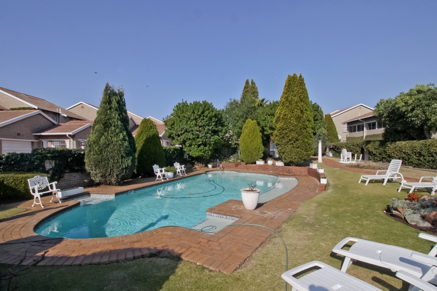 2 Bedroom Property for Sale in Hyde Park Gauteng