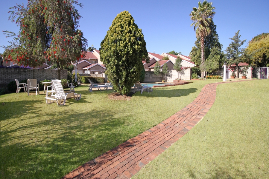 2 Bedroom Property for Sale in Hyde Park Gauteng