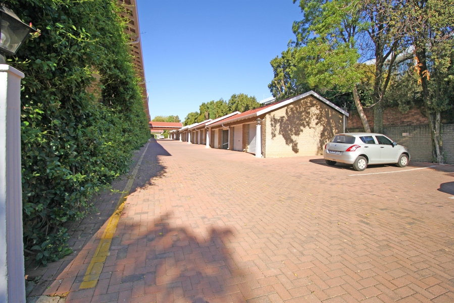 2 Bedroom Property for Sale in Hyde Park Gauteng