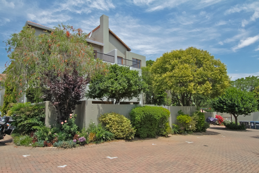 2 Bedroom Property for Sale in Craighall Park Gauteng