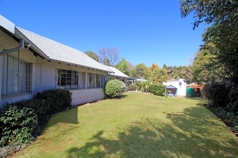 4 Bedroom Property for Sale in Robindale Gauteng