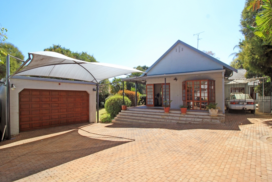 4 Bedroom Property for Sale in Robindale Gauteng