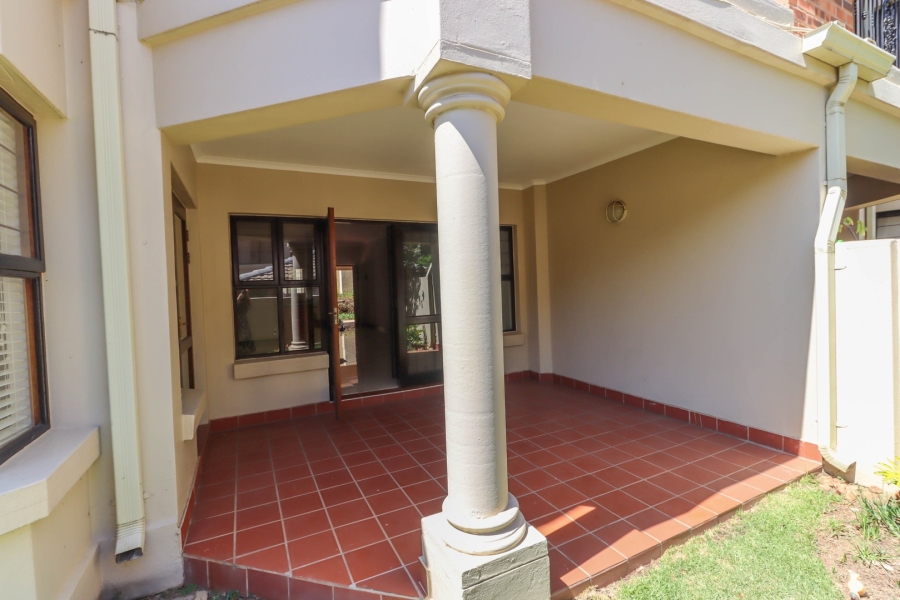 2 Bedroom Property for Sale in Bryanston Gauteng