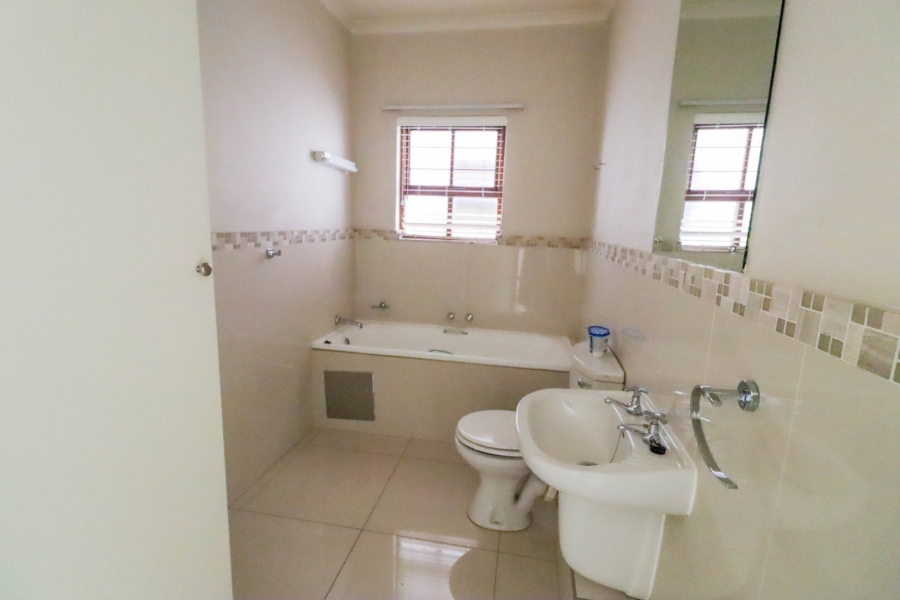 2 Bedroom Property for Sale in Bryanston Gauteng