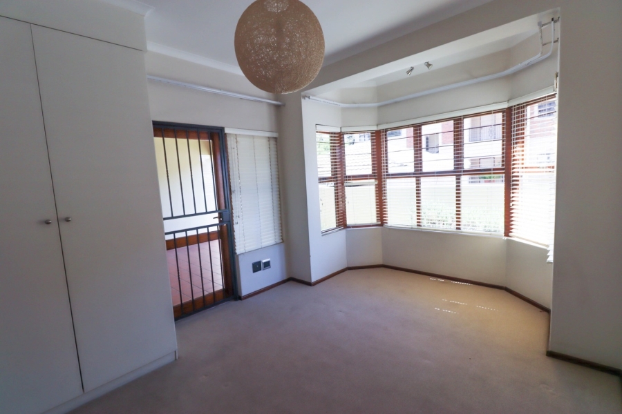 2 Bedroom Property for Sale in Bryanston Gauteng