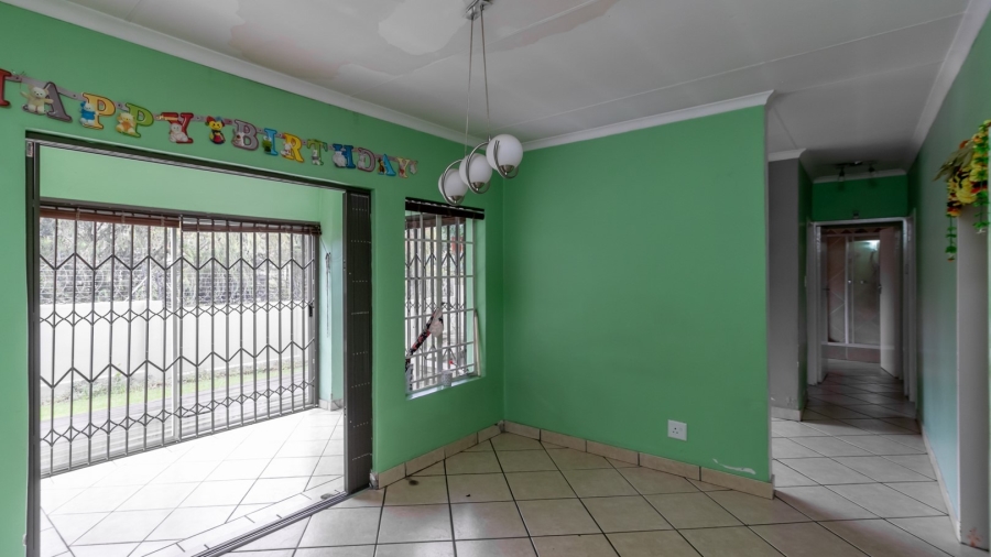 3 Bedroom Property for Sale in Halfway Gardens Gauteng